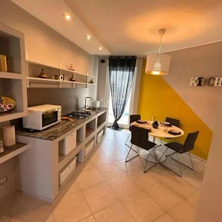 Faro Sul Mare Luxury - Zona Fiera Apartamento *
