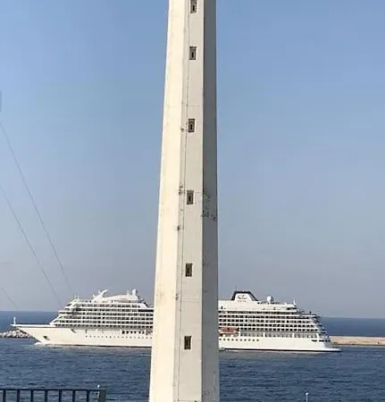 Faro Sul Mare Luxury - Zona Fiera Барі