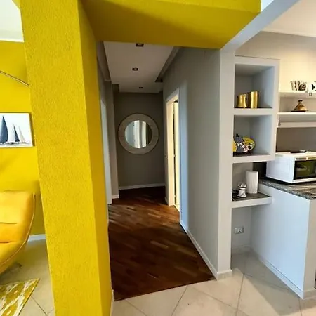 Faro Sul Mare Luxury - Zona Fiera * Барі