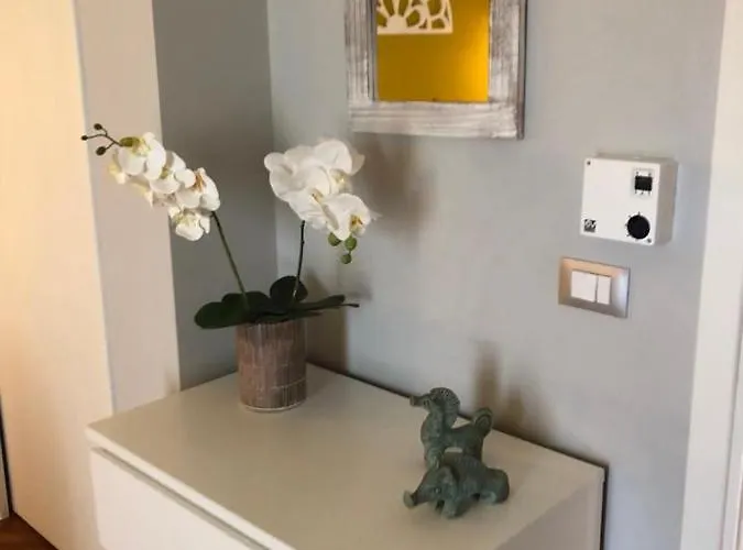 Faro Sul Mare Luxury - Zona Fiera * Bari